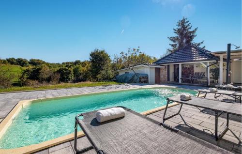 Stunning Home In Vurnovec