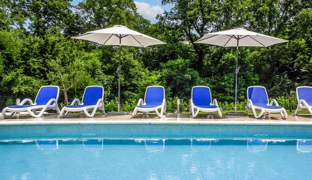 Stunning private villa for 6 guests with private pool, A/C, WIFI, TV and terrace
