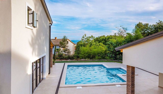 Stunning private villa for 8 guests with A/C, private pool, WIFI, TV, terrace and pets allowed