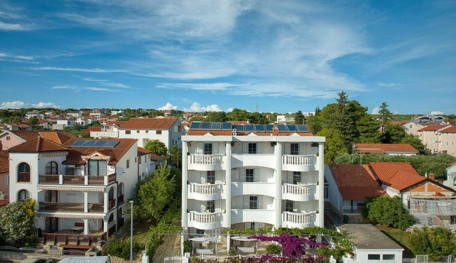 Stunning Seaview Getaway for 2 in Sveti Filip i Jakov
