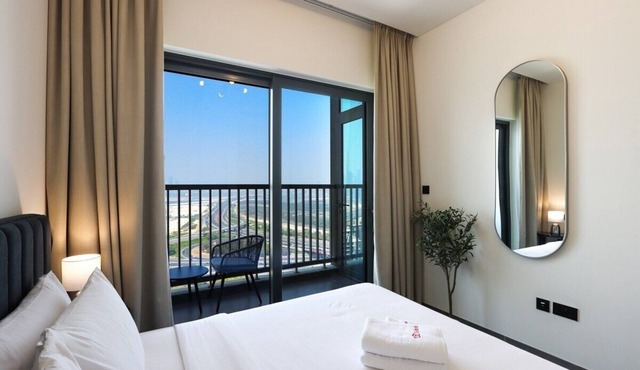 Stylish 1BR with Skyline Views | Sobha Crest, in Dubai