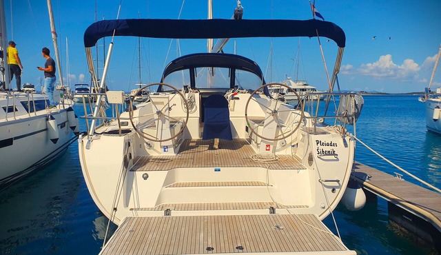 Sun-Kissed Sailing Adventure in Zadar, Croatia in Drage