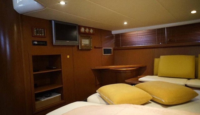 Sun-Kissed Sailing Adventure in Northern Croatia in Punat