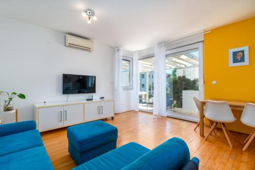 Sunny Terrace - Apartment Zulim, Trogir in Trogir