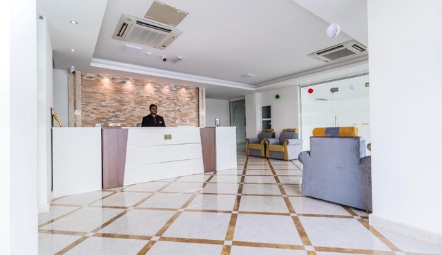 Super OYO 106 Muscat Grand Hotel Apartment in Seeb