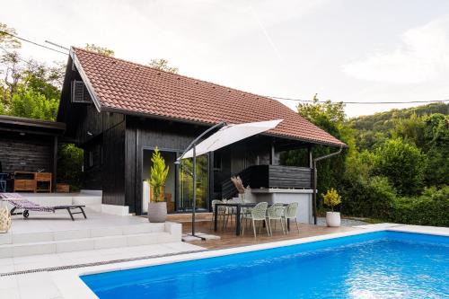 T Lodge - Holiday home in nature in Sveti Križ Začretje