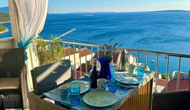 Tani Sea View Loft