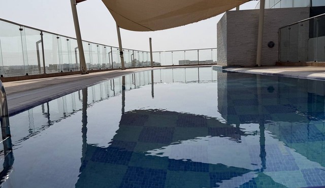 The Hive - Cozy 2BR Apartment with Rooftop Pool, Al Khuwair Muscat in Muscat