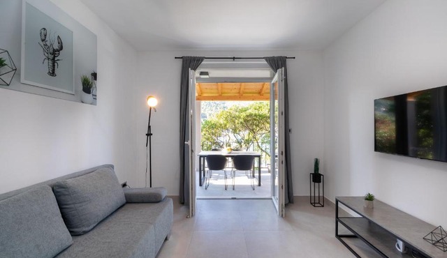 The Plaza Ground Floor Apartments in Prizba