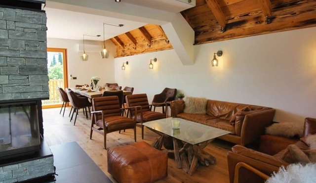 The Villa Bled Big Apt. Premium Luxury Retreat in Bled