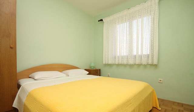 Three bedroom apartment with terrace Povljana, Pag (A-6297-a) in Povljana