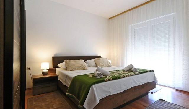 Three bedroom apartment with balcony Betina, Murter (A-25424-a) in Betina