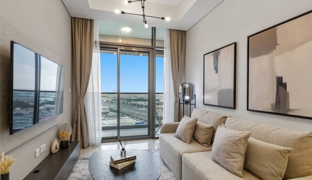 Tranquil 1Bedroom Living in Aykon Tower in Dubai