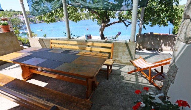 Two bedroom apartment near beach Lumbarda, Korčula (A-4446-c)