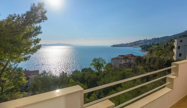 two bedroom apartment with balconies and sea view Faros in Podgora