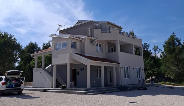 Two bedroom apartment with terrace and sea view Pridraga - Cuskijaš, Novigrad (A-27969-a) in Pridraga