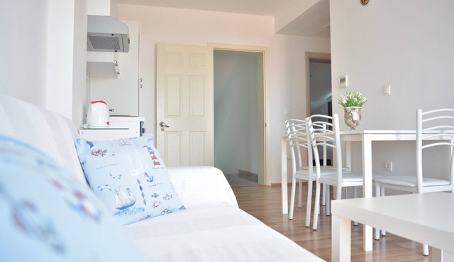 Two bedroom apartment with balcony and sea view Promajna, Makarska (A-20786-d)