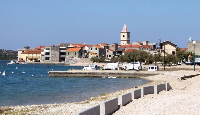 Two bedroom apartment near beach Pirovac, Šibenik (A-6447-d) in Pirovac