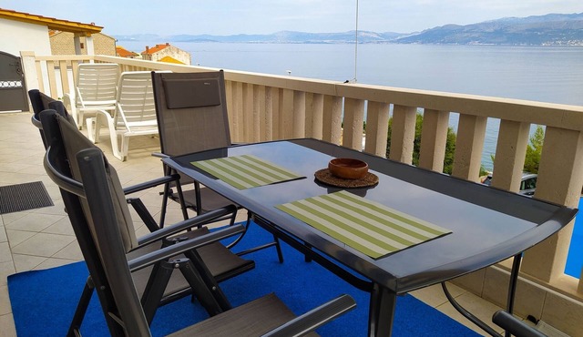 Two bedroom apartment near beach Postira, Brač (A-706-b) in Postira