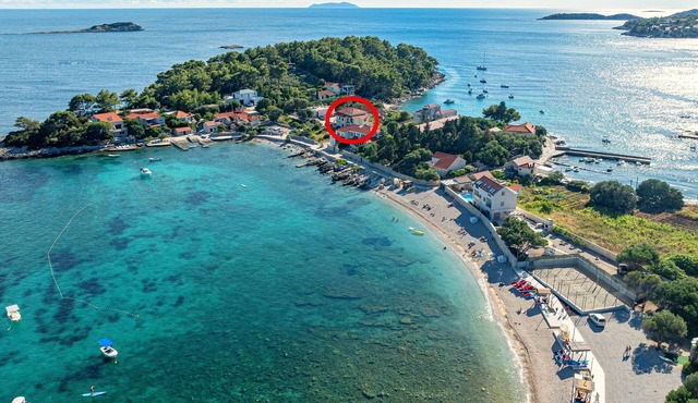 Two bedroom apartment near beach Prižba, Korčula (A-22068-a)