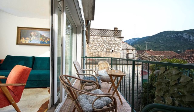 Two bedroom apartment with balcony Trpanj, Pelješac (A-27645-a) in Trpanj
