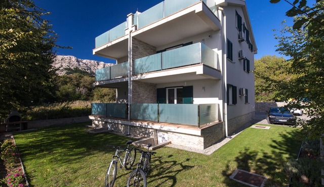 Two bedroom apartment with terrace Baška, Krk (A-19673-a)