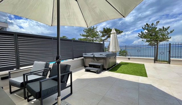 Two bedroom apartment with a swimming pool Šilo, Krk (A-21242-i) in Šilo