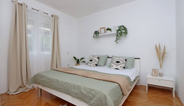 Two bedroom apartment with a swimming pool Pag (A-6412-a) in Pag
