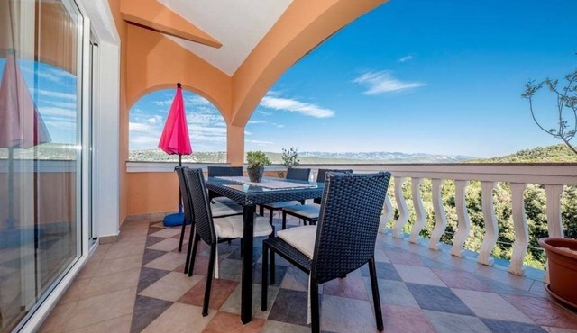 Two bedroom apartment with terrace and sea view Supetarska Draga - Gonar, Rab (A-27566-d) in Rab