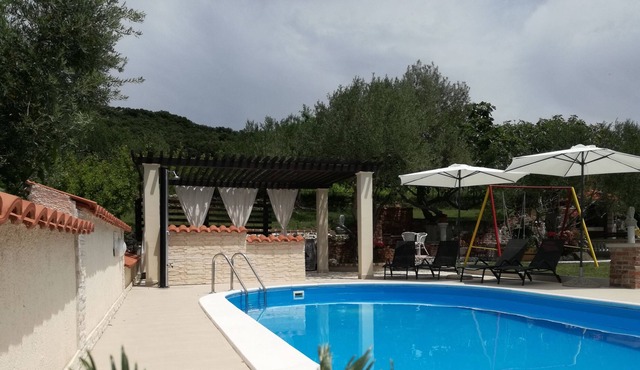 Two bedroom apartment with terrace Kampor, Rab (A-14897-a)