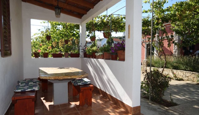 Two bedroom apartment with terrace Kraj, Pašman (A-8372-a)