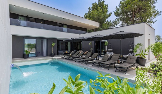 Vacation home Nika by Interhome