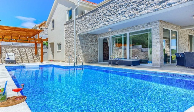 Villa Anandas