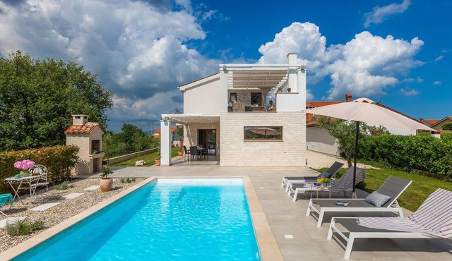 Villa Angelina - Hrboki by Villas Guide
