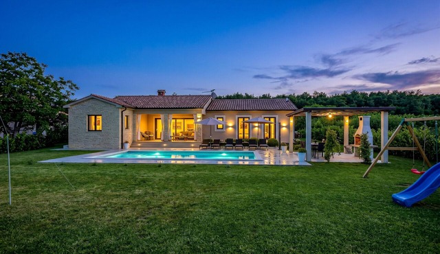 Villa Animo for 8 people near Labin - Rabac with private pool, children playground & beautiful garden