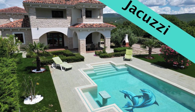 VILLA ANNA (5*): Stone house, heated pool, Jacuzzi, sea view, Gym, 900m from sea in Kornić