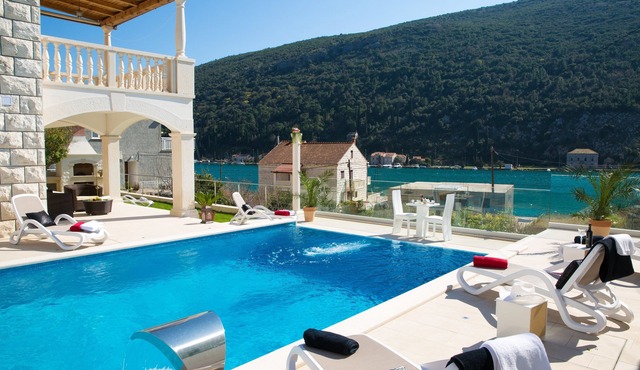 Villa Arion