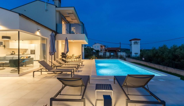 Villa Bella N by Interhome