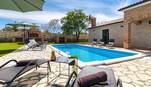 Villa Boris with Private Pool in Vodnjan
