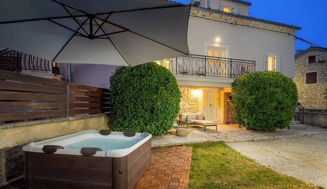 Villa Casa Abete (Istria - Svetvinčenat) in Svetvinčenat