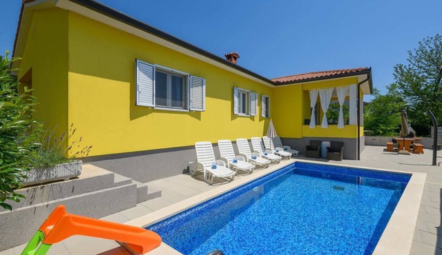 Villa D&G with swimming pool
