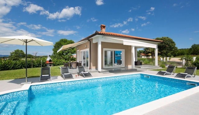 Villa Deep Blue nearby Labin – Crovillas GmbH in Labin