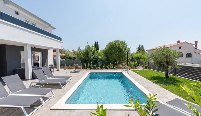 Villa Delfis in Kukci