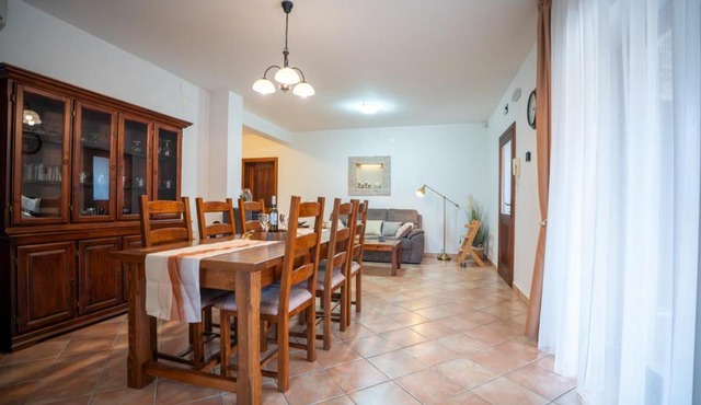Villa Elida with Heated Pool - Central Istria
