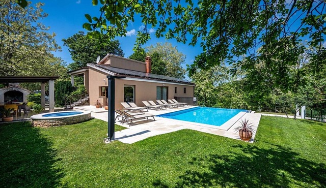 Villa Ferlini - private pool, large estate, wellness, and playground