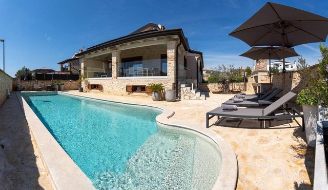 Villa Hardy in Tar, Istria