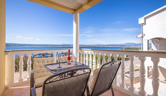 Villa in Dramalj, family friendly, pool, close to the beach