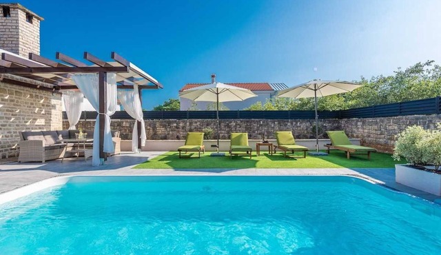Villa Ivic | Adriatic Luxury Villas in Pridraga
