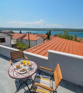 Villa Josip with seaview and heated pool - by TA Leut Agency in Kruševo