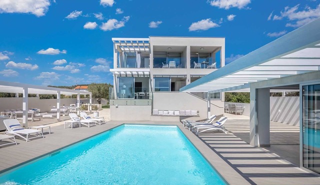 Villa Lalić Gallery | Adriatic Luxury Villas in Bibinje